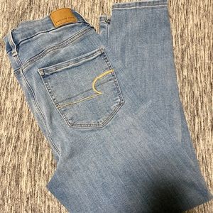 American eagle curvy jeans